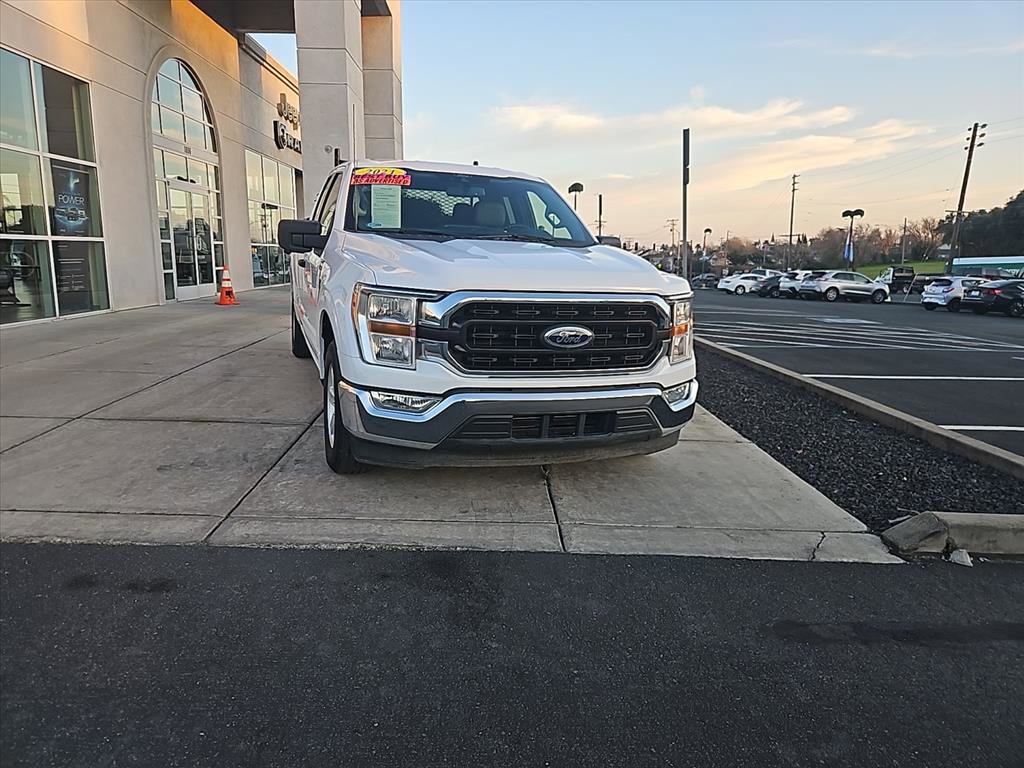 Used 2021 Ford F150 XLT w/ Trailer Tow Package image 9