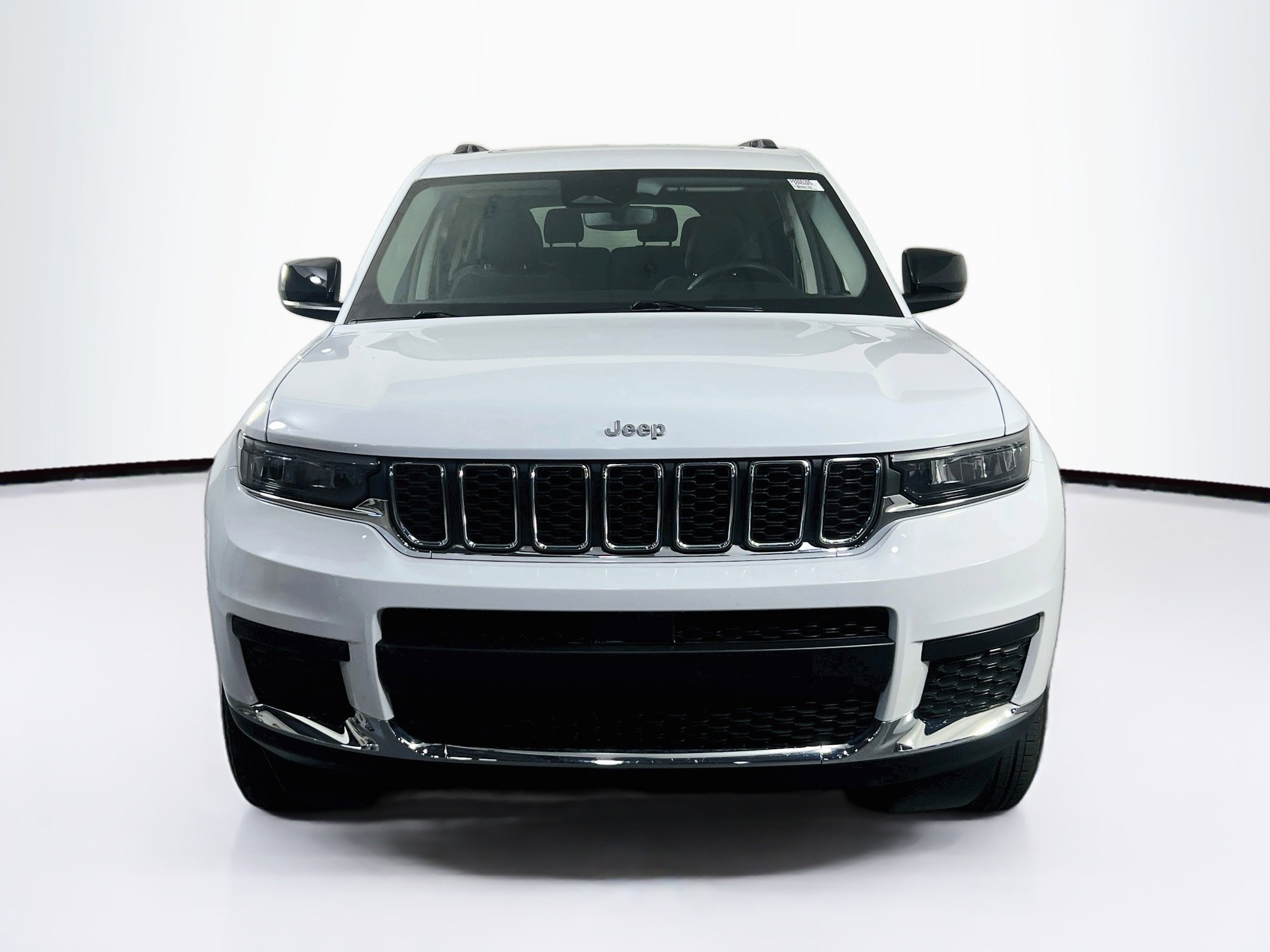 Used 2023 Jeep Grand Cherokee L Laredo w/ Luxury Tech Group I AWD/4WD image 2