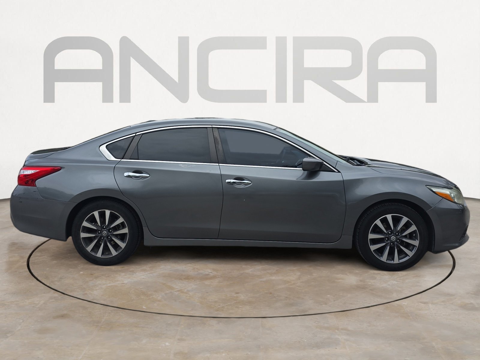 Used 2017 Nissan Altima 2.5 SV image 11