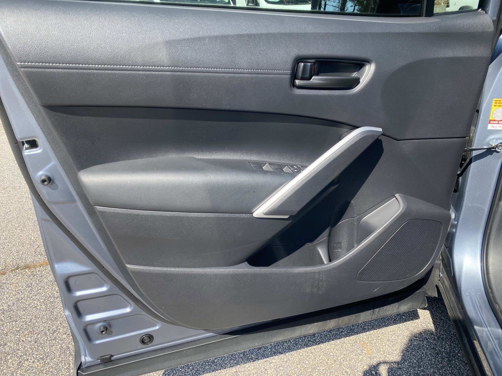 Used 2024 Toyota Corolla Cross SE image 20