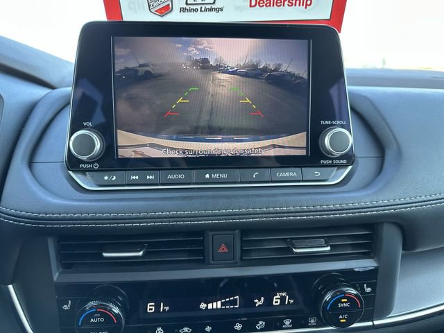 Certified 2023 Nissan Rogue SV w/ SV Premium B Package image 17