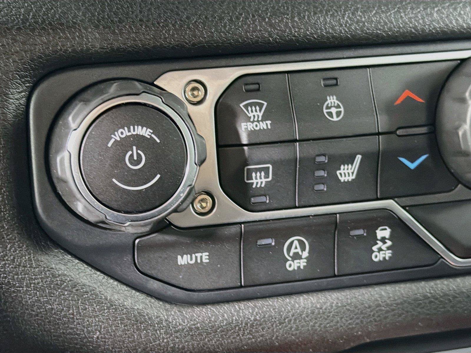 Used 2025 Jeep Gladiator Sport AWD/4WD image 25