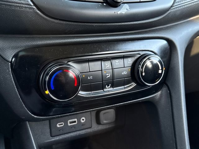 Used 2022 Buick Encore GX Preferred image 13