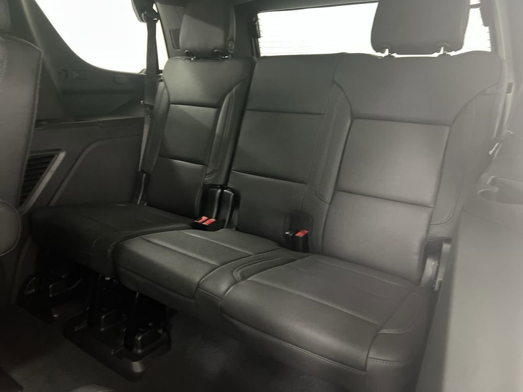 Used 2023 Chevrolet Tahoe Z71 w/ Luxury Package image 30