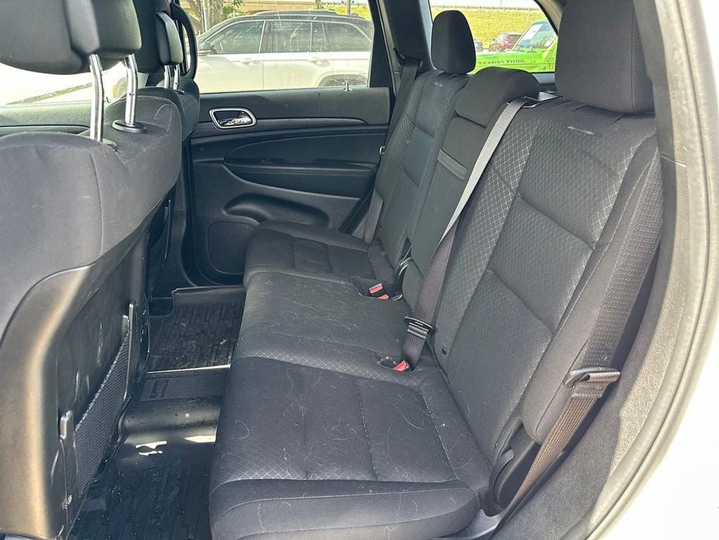 Used 2021 Jeep Grand Cherokee Laredo RWD image 14