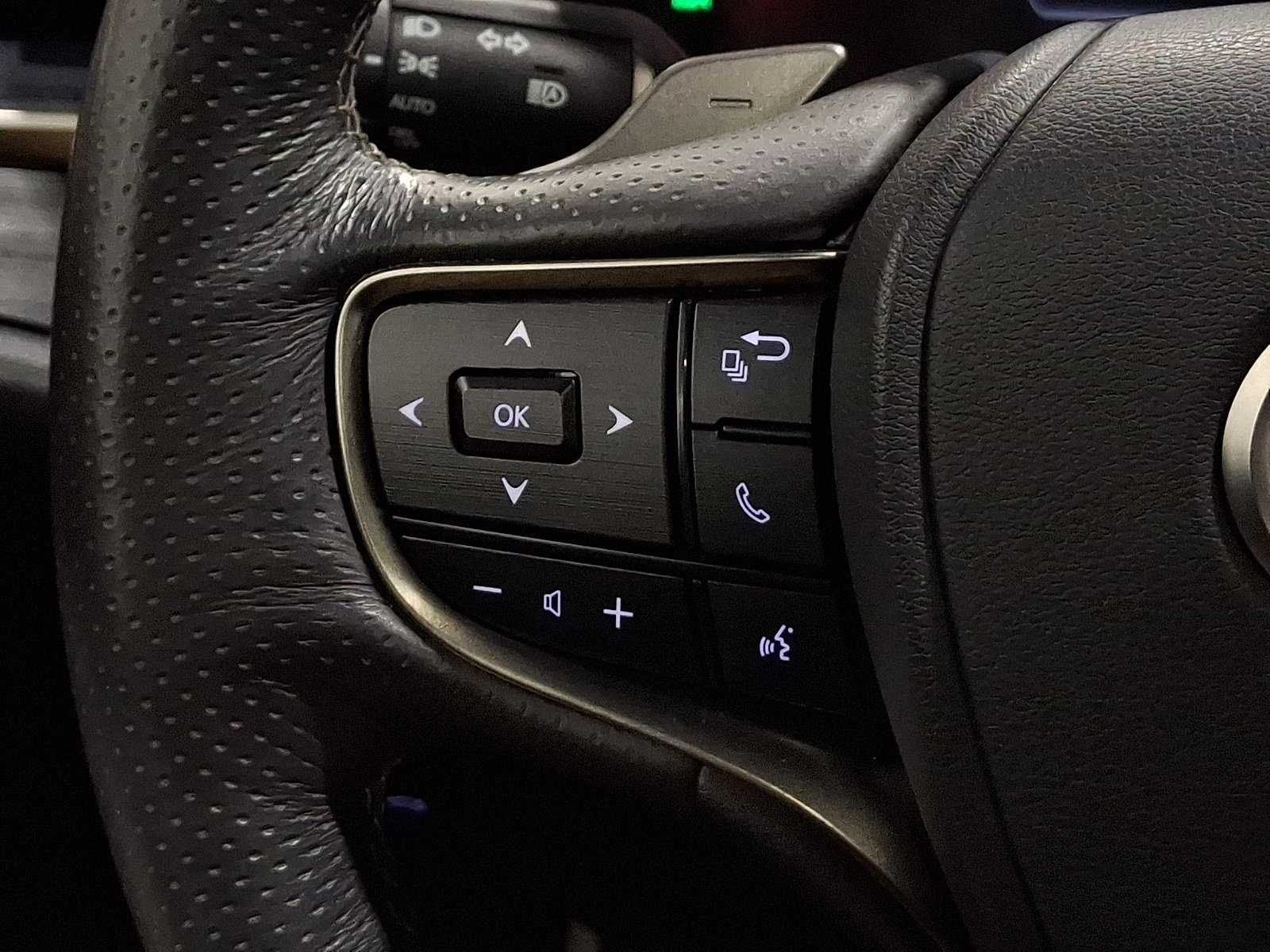 Used 2021 Lexus ES 250 F Sport image 23