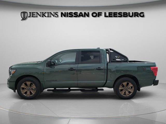 Certified 2024 Nissan Titan SV w/ SV Bronze Edition Package image 11