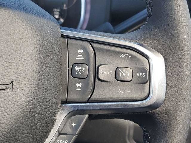 New 2026 RAM 2500 Laramie AWD/4WD image 23