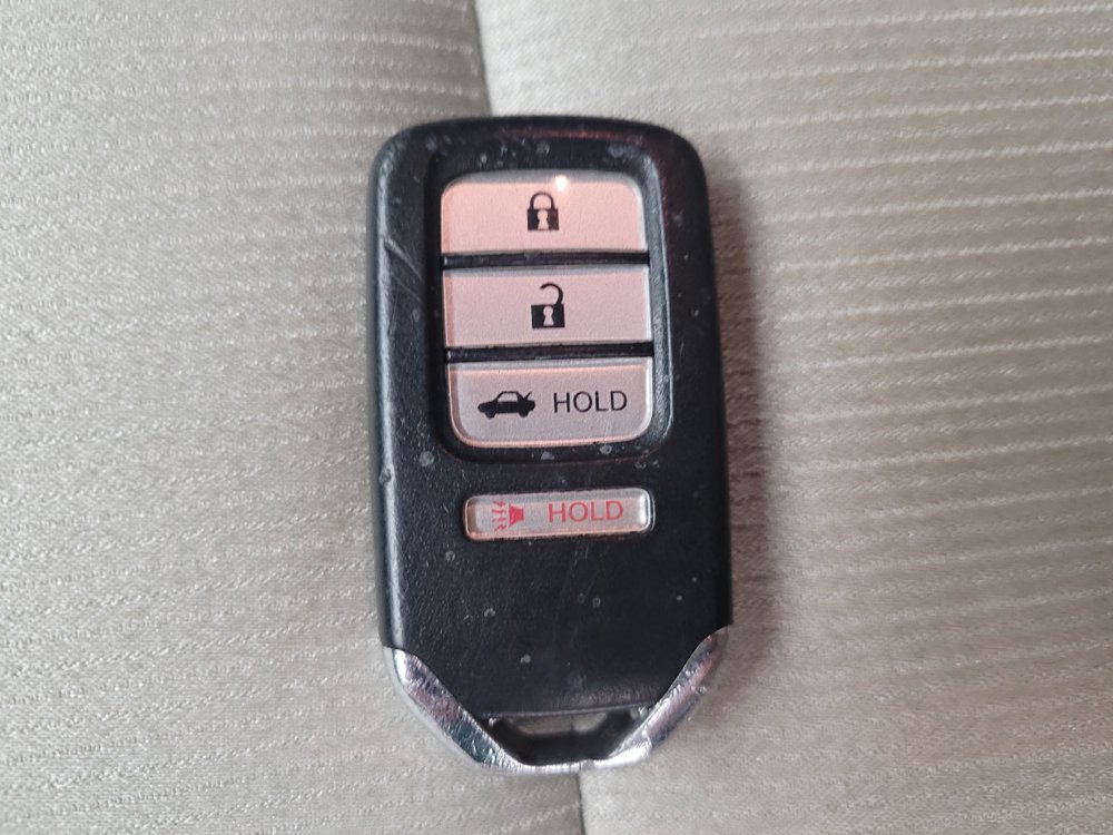 Used 2018 Honda Accord LX image 32