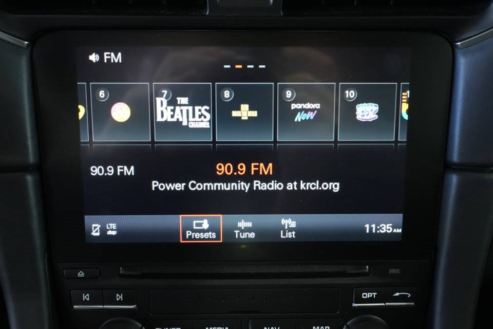 Used 2019 Porsche 911 Turbo image 18