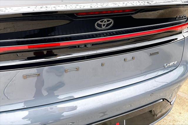 Certified 2025 Toyota Prius Limited w/ Limited Premium Package FWD image 30