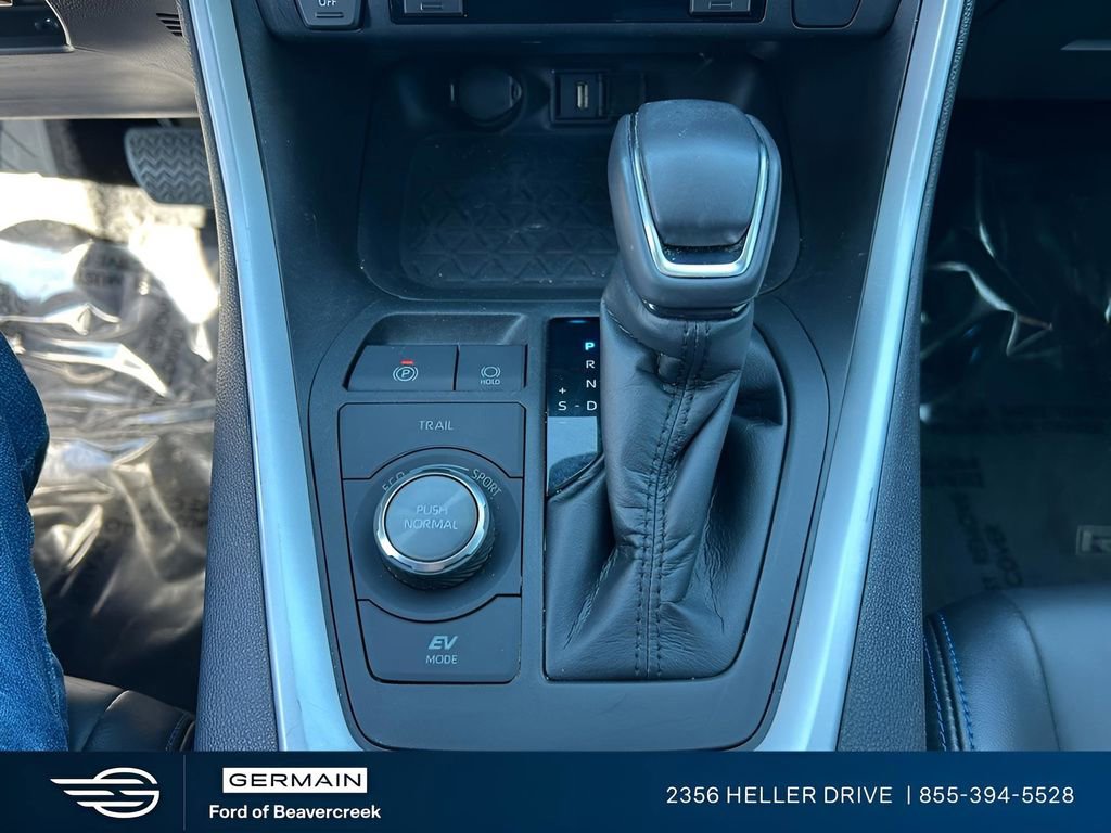 Used 2022 Toyota RAV4 XSE image 13