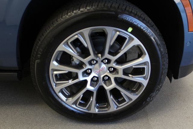 New 2026 GMC Yukon Denali AWD/4WD image 6