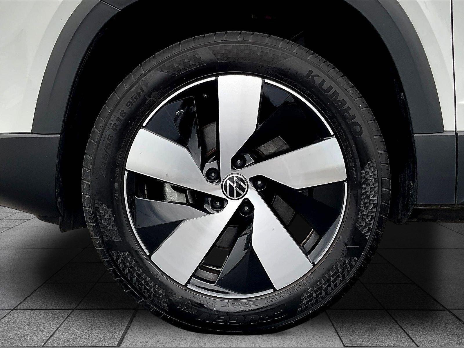 Used 2025 Volkswagen Taos S AWD/4WD image 35