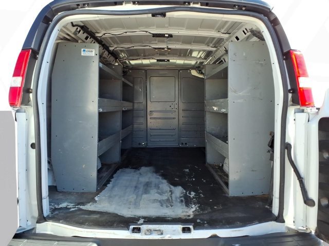 Used 2021 Chevrolet Express 2500 w/ Driver Convenience Package RWD image 10