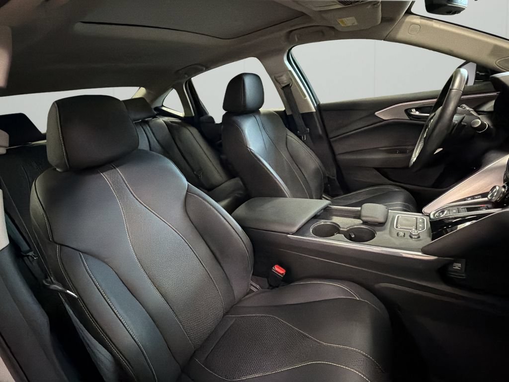 Used 2022 Acura TLX w/ Technology Package FWD image 29