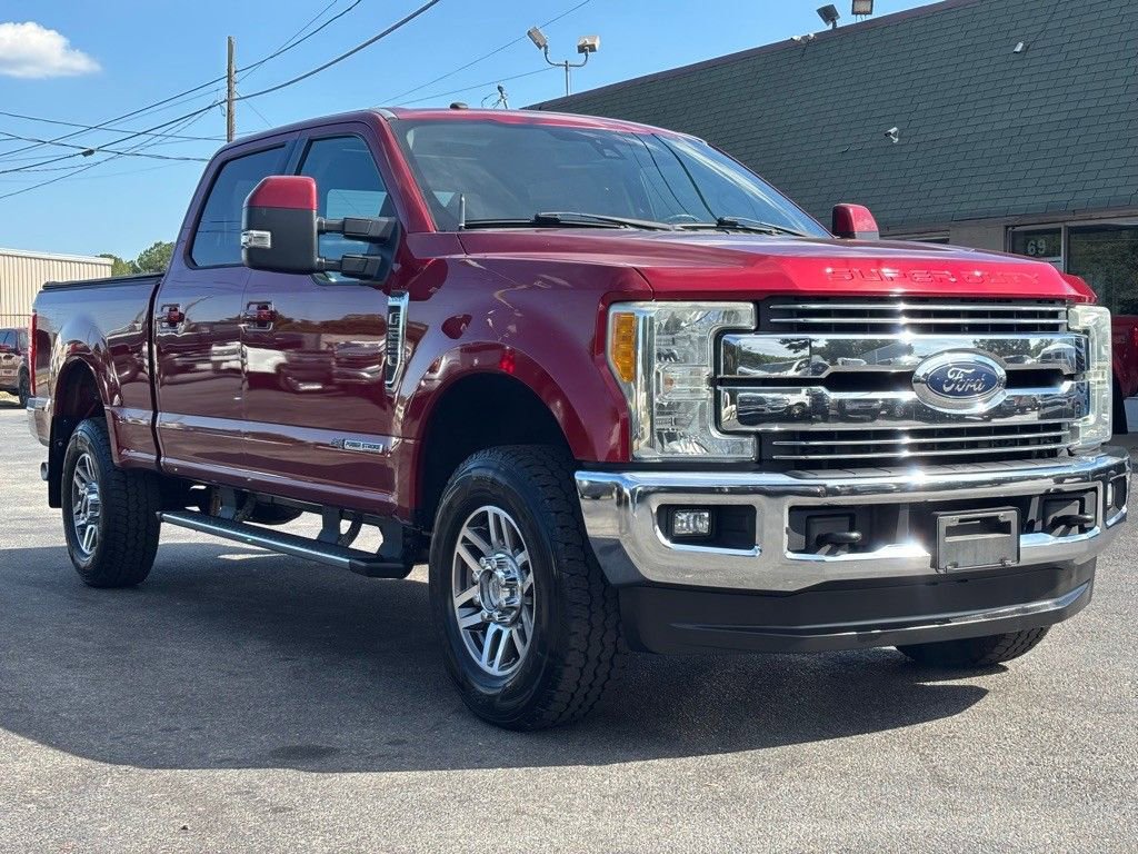 Used 2017 Ford F250 Lariat w/ Lariat Ultimate Package image 3