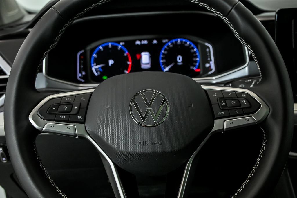 New 2026 Volkswagen Taos SEL AWD/4WD image 12