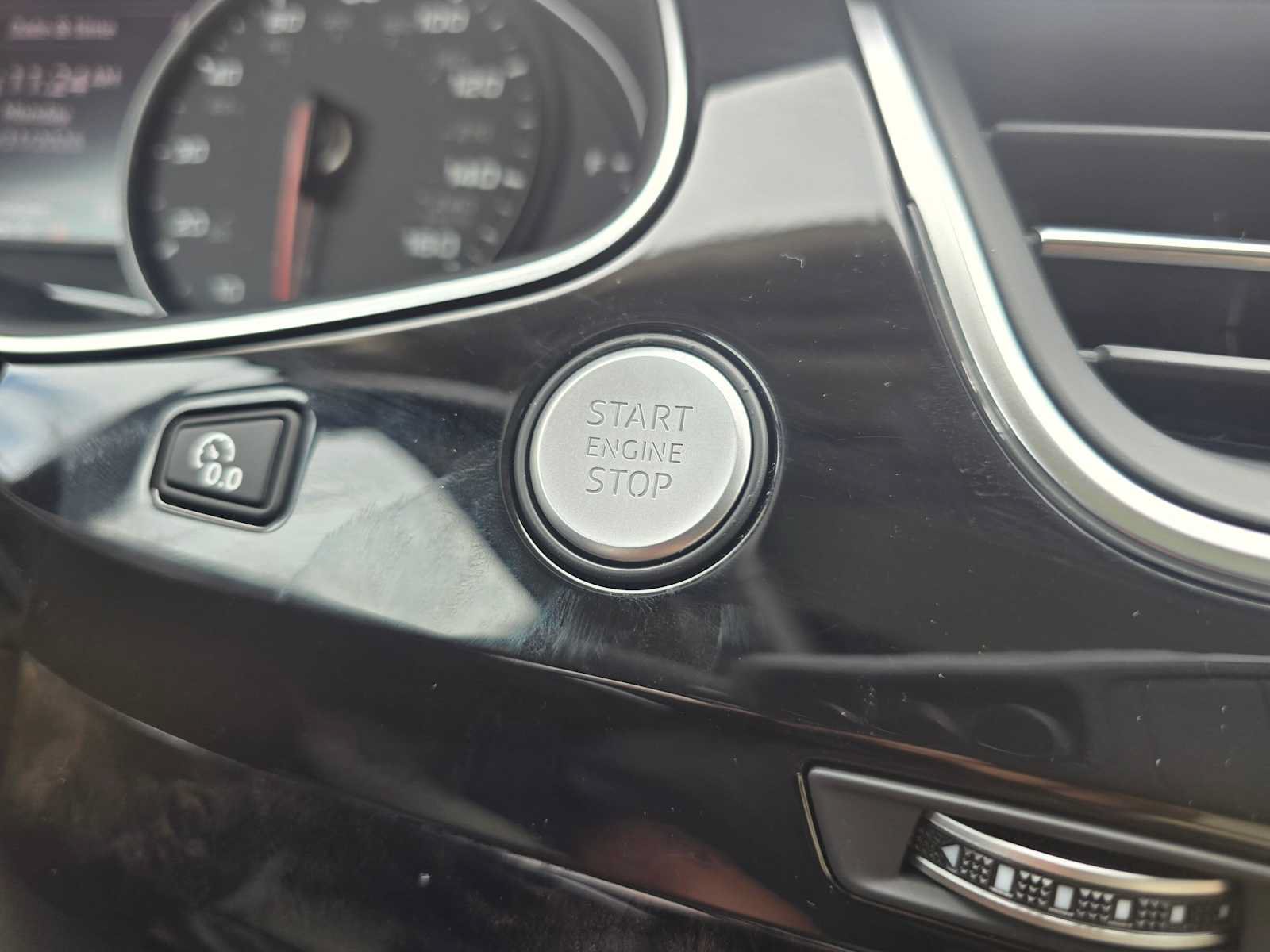 Used 2017 Audi Q7 3.0T Premium Plus AWD/4WD image 33
