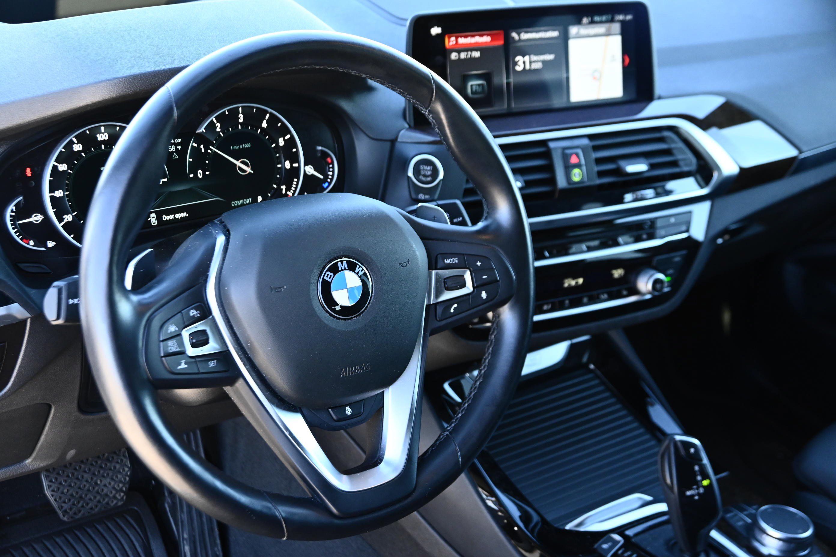 Used 2019 BMW X3 sDrive30i w/ Premium Package image 11