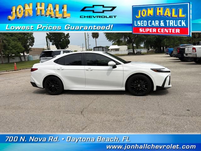 Used 2026 Toyota Camry SE FWD image 17