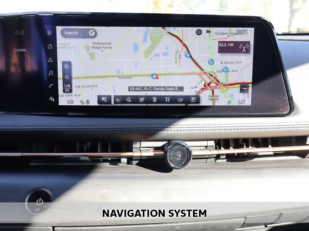 Used 2023 Nissan Ariya AWD image 3