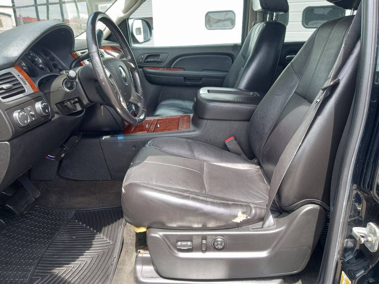 Used 2007 Chevrolet Avalanche LT w/ LT Preferred Equipment Group AWD/4WD image 10
