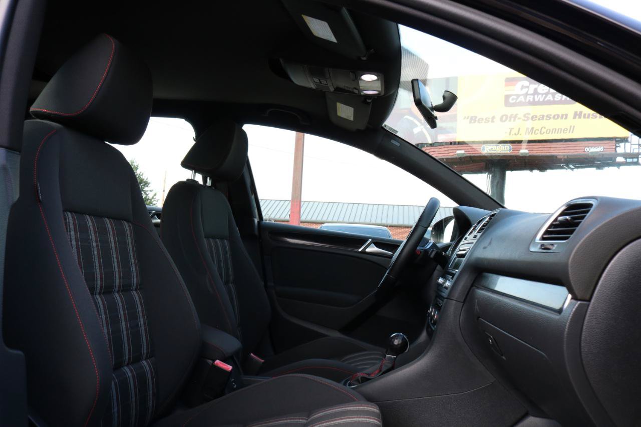 Used 2013 Volkswagen GTI Wolfsburg Edition FWD image 43