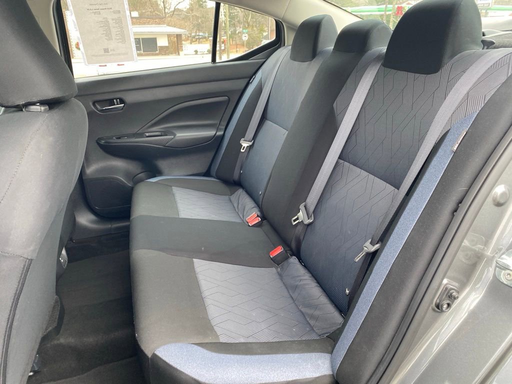 Used 2025 Nissan Versa SV image 17