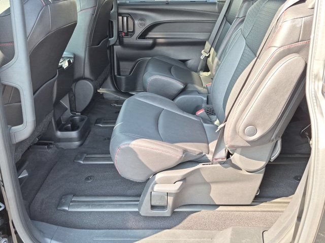 Certified 2026 Toyota Sienna XSE AWD/4WD image 16