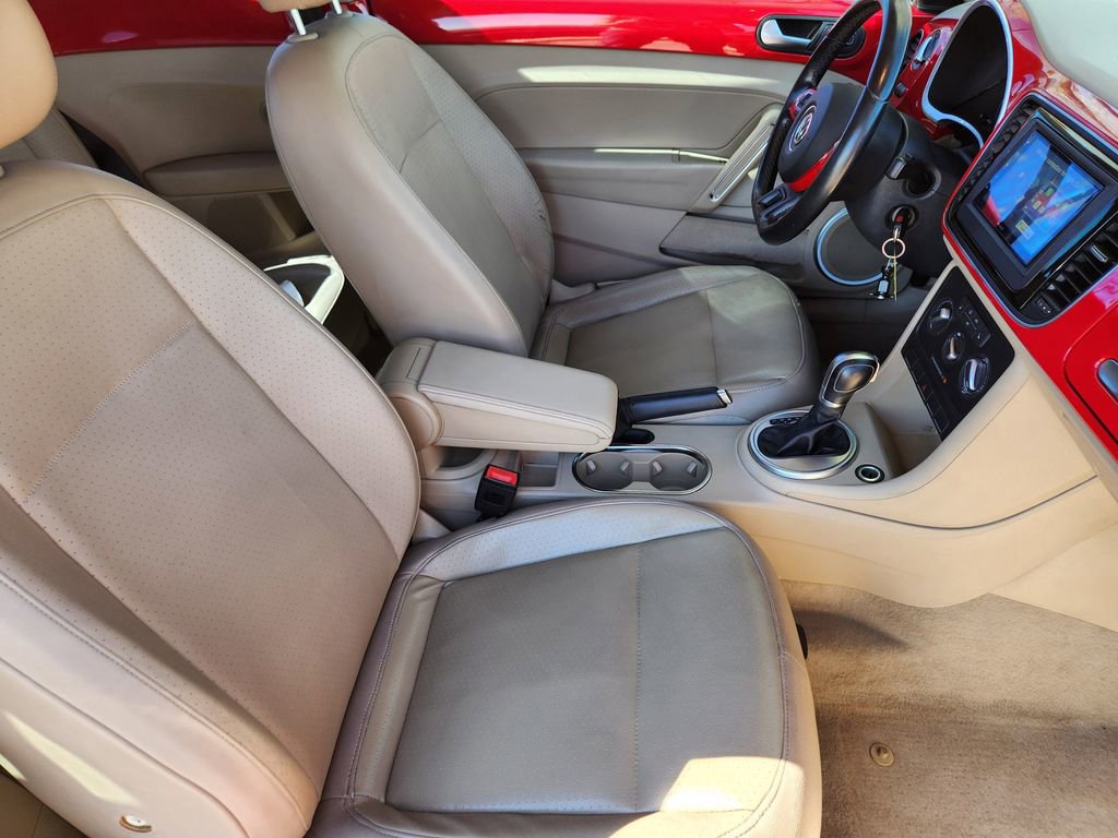 Used 2015 Volkswagen Beetle 1.8T image 5