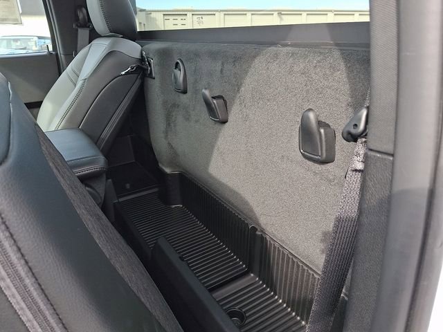 Used 2024 RAM 2500 Tradesman w/ Chrome Appearance Group image 10