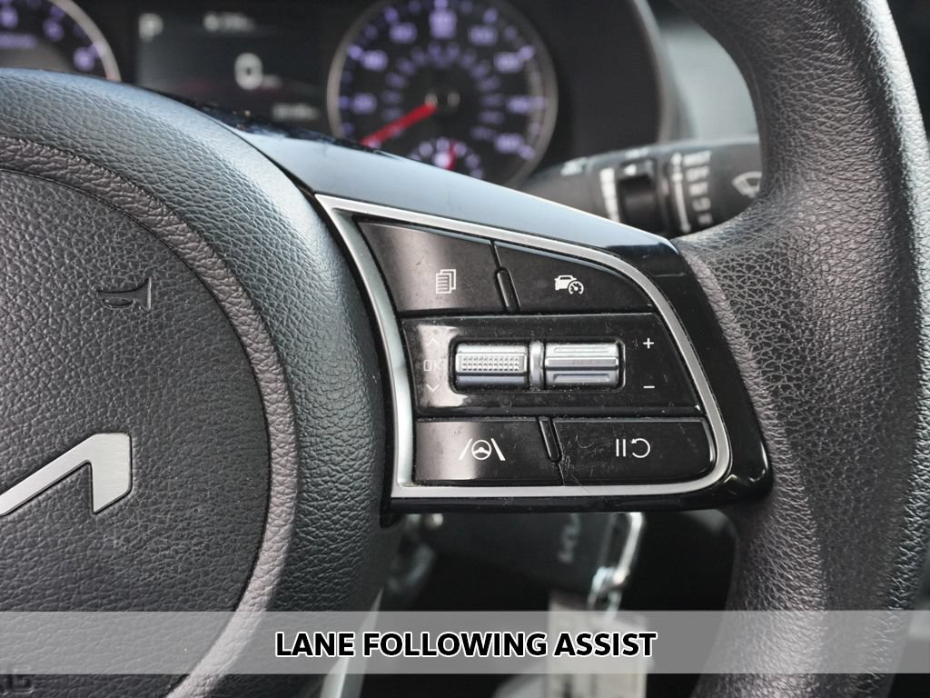 Used 2024 Kia Forte LXS FWD image 3
