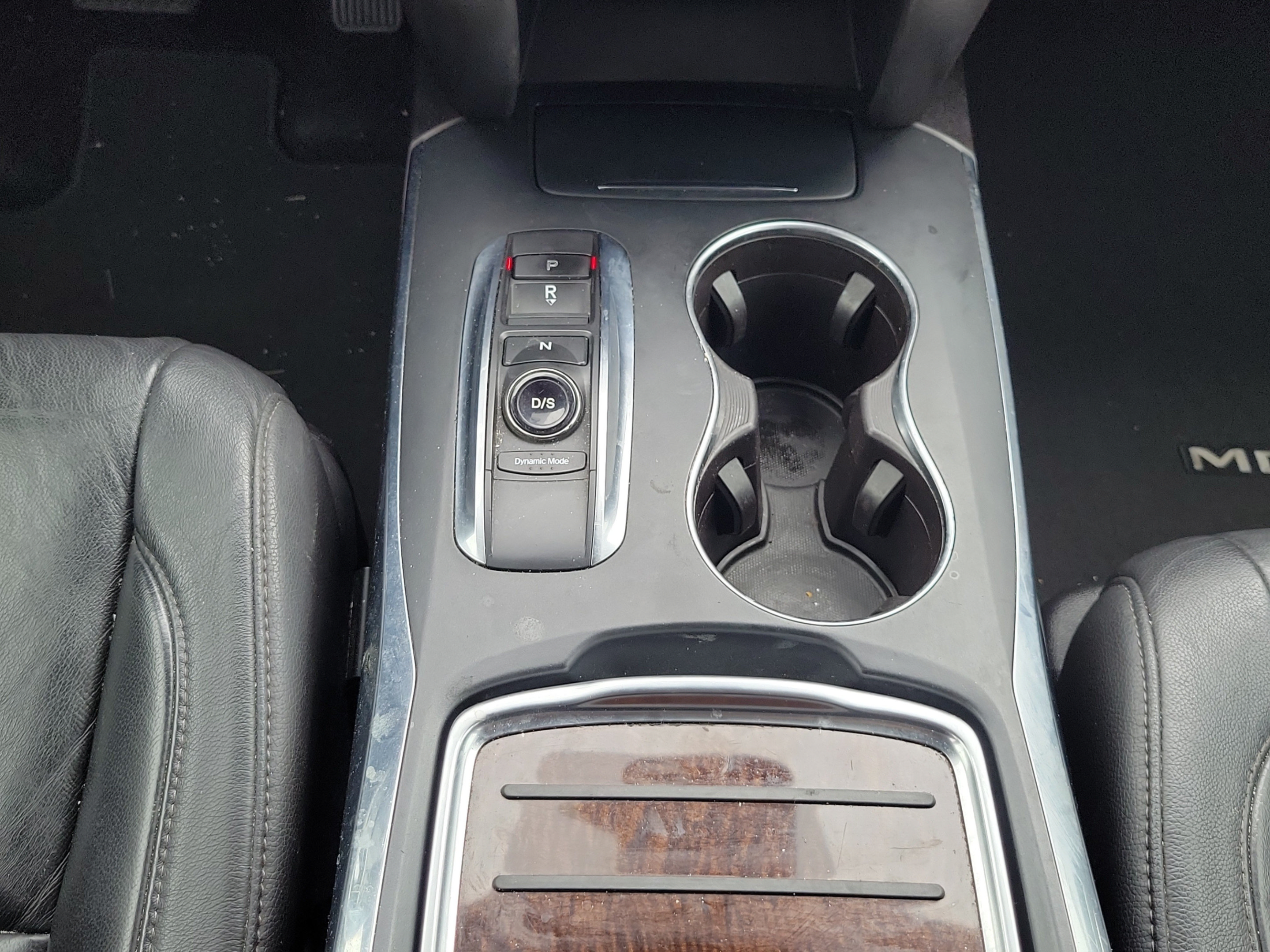 Used 2017 Acura MDX FWD image 15