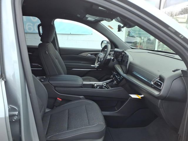 Used 2026 Chevrolet Traverse LT w/ Driver Confidence Package AWD/4WD image 19