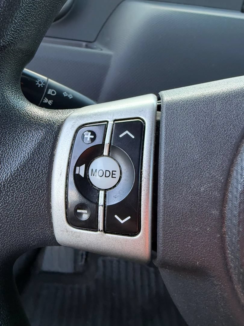 Used 2010 Scion xB FWD image 21