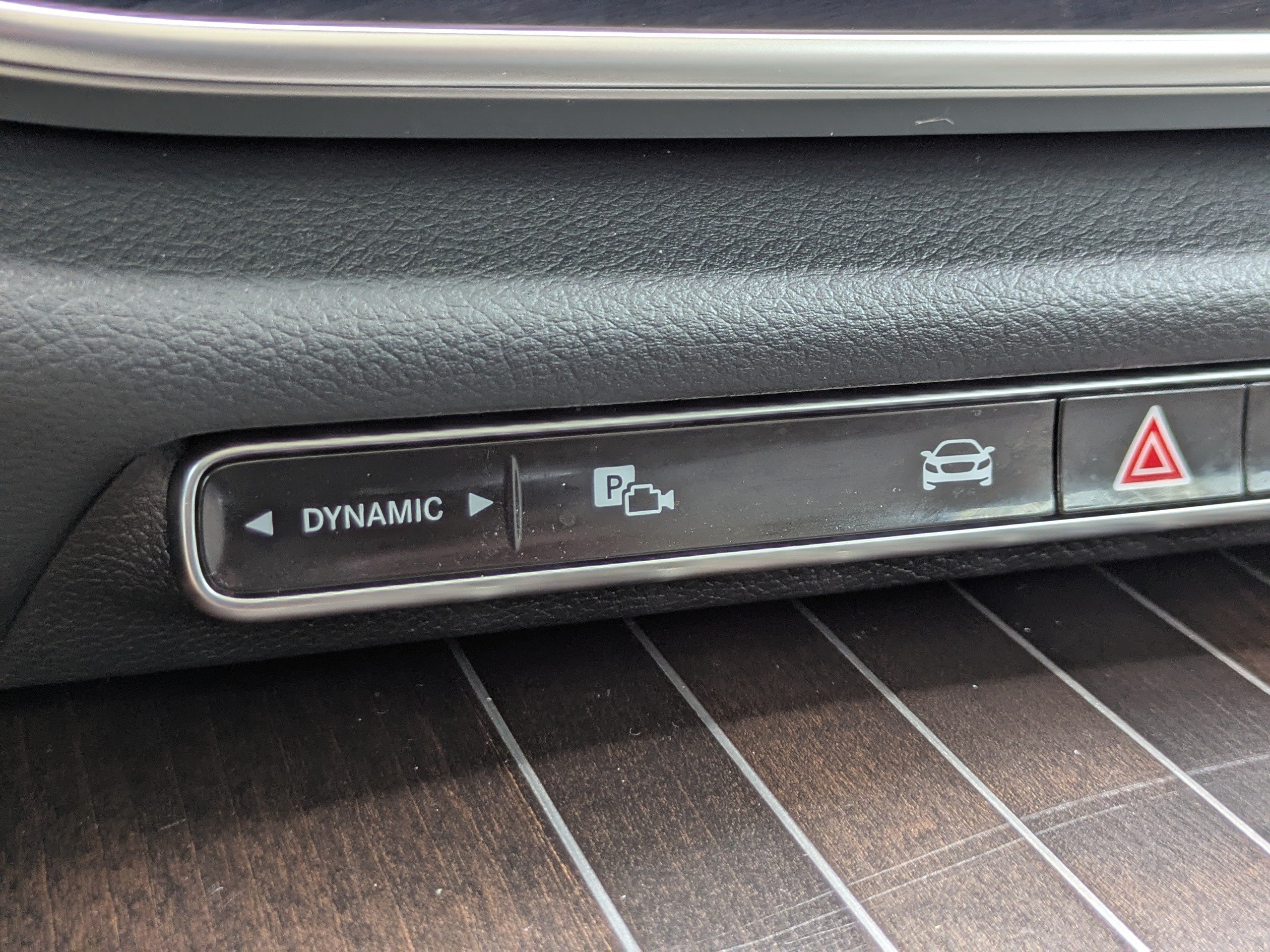 Used 2025 Mercedes-Benz E 350 4MATIC Sedan w/ Winter Package image 26