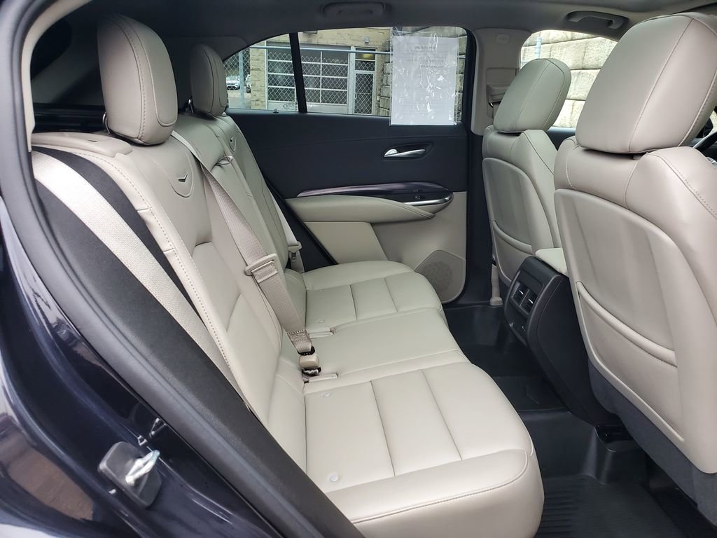 Certified 2023 Cadillac XT4 Luxury image 37