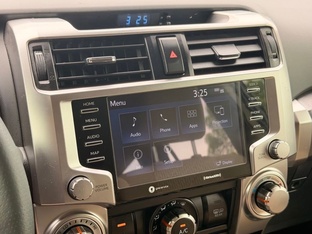 Used 2022 Toyota 4Runner SR5 RWD image 31