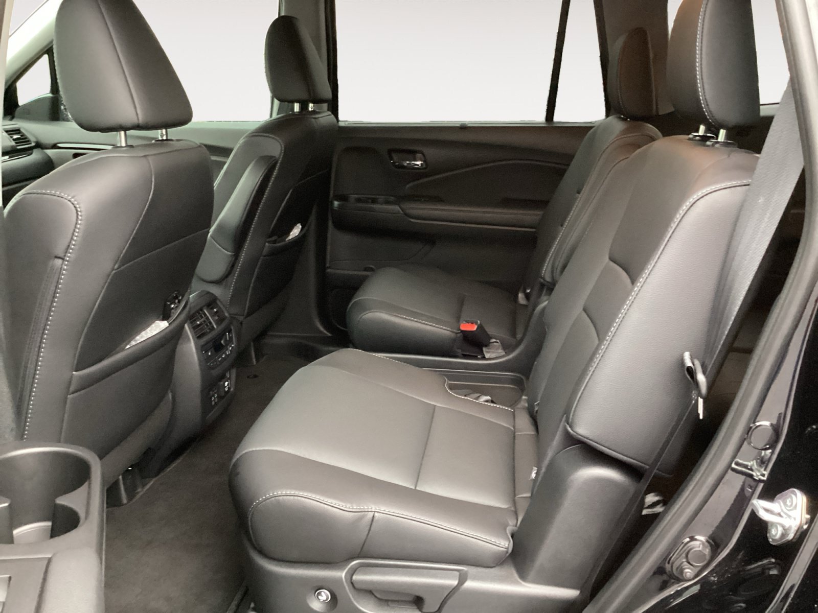 Used 2021 Honda Pilot Touring image 29