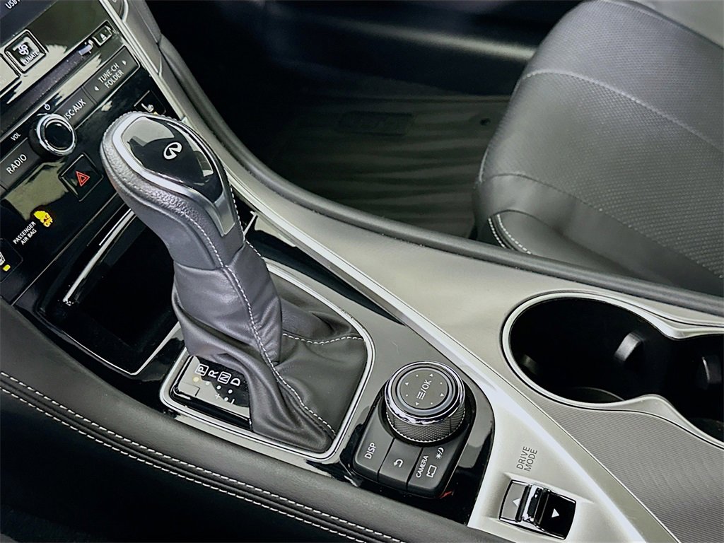 Used 2022 INFINITI Q60 3.0t Luxe w/ Style Package image 28
