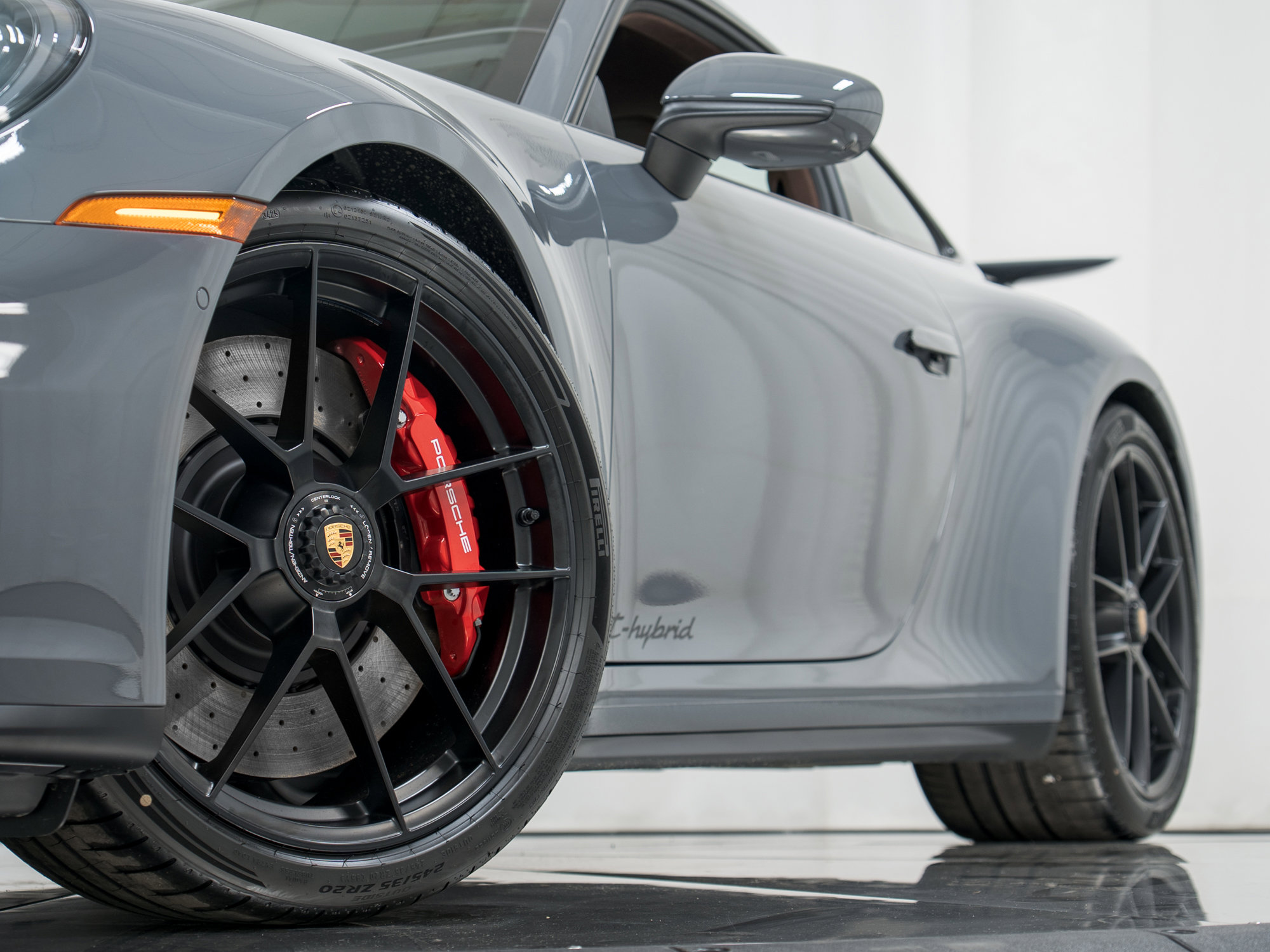 Used 2026 Porsche 911 Carrera 4 GTS image 35