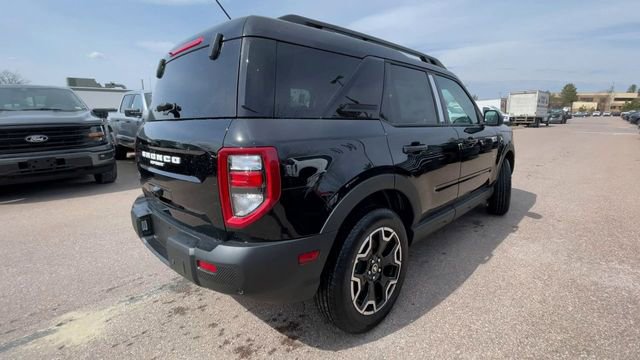 New 2025 Ford Bronco Sport Outer Banks image 2