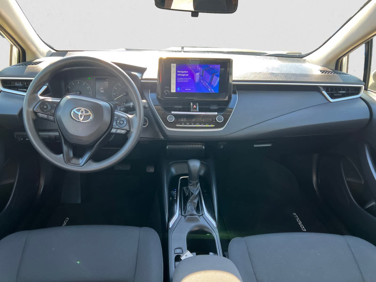 Used 2023 Toyota Corolla LE w/ LE Convenience Package image 12