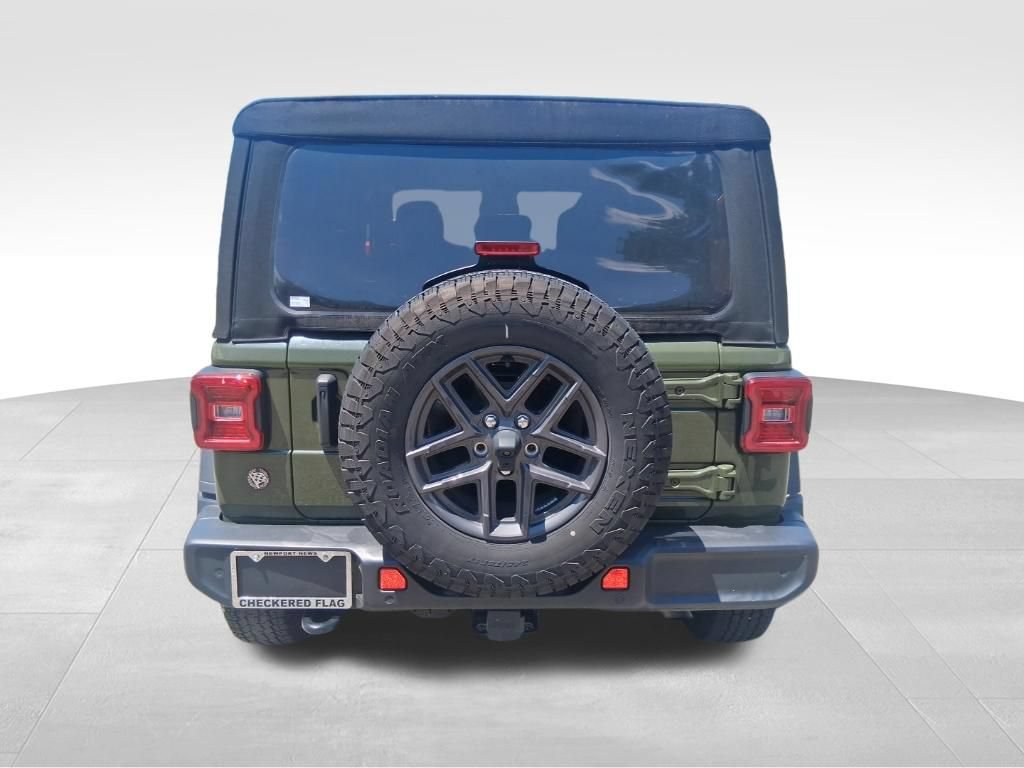 Used 2024 Jeep Wrangler Unlimited Sport AWD/4WD image 7