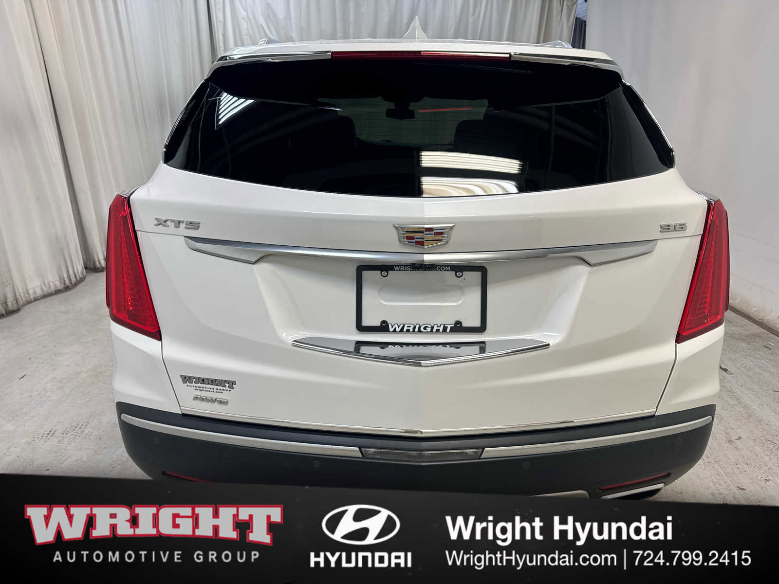 Used 2017 Cadillac XT5 Platinum AWD/4WD image 5