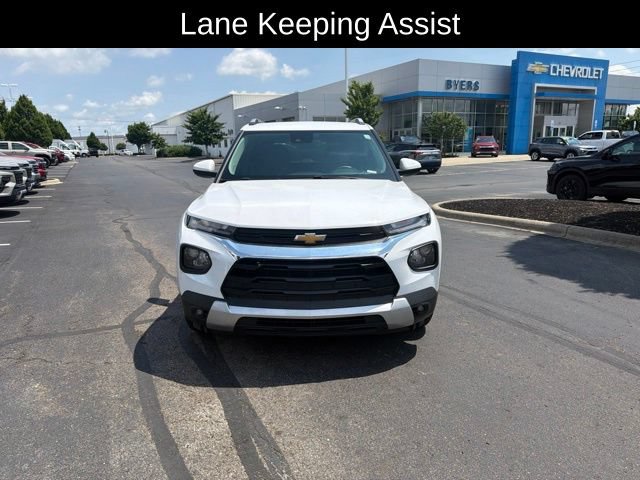 Used 2022 Chevrolet TrailBlazer LT w/ Convenience Package FWD image 3