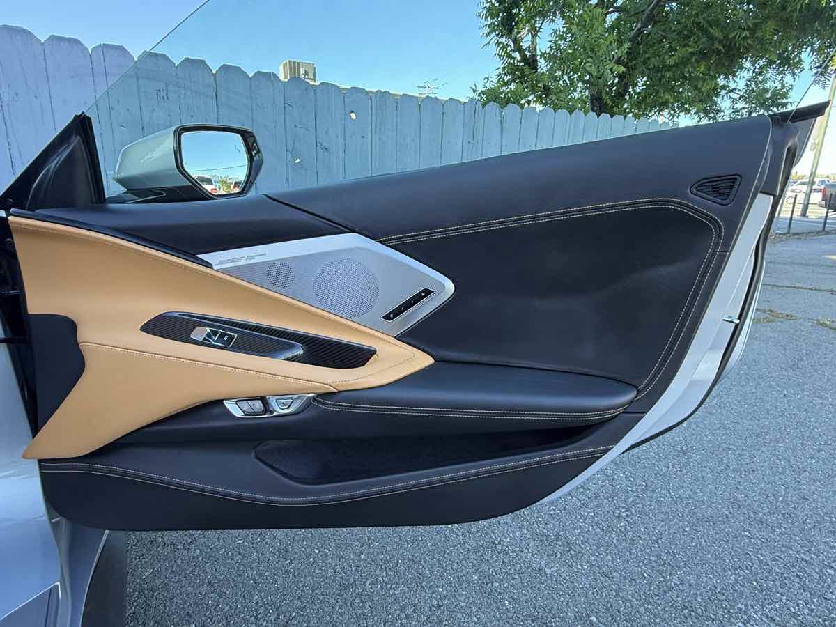 Used 2022 Chevrolet Corvette Stingray Premium Cpe w/ Z51 Performance Package RWD image 32