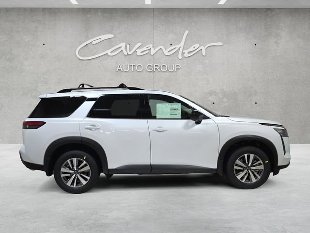 New 2026 Nissan Pathfinder SL image 17