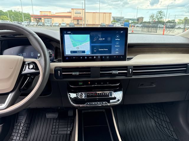 Certified 2024 Lincoln Corsair Reserve w/ Equipment Group 201A AWD/4WD image 20
